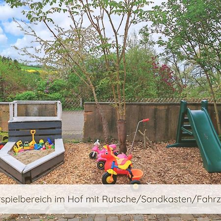 Hofgut Eveshausen - Das Ferienhaus In Der Natur Fuer Familien Und Gruppen Dommershausen المظهر الخارجي الصورة